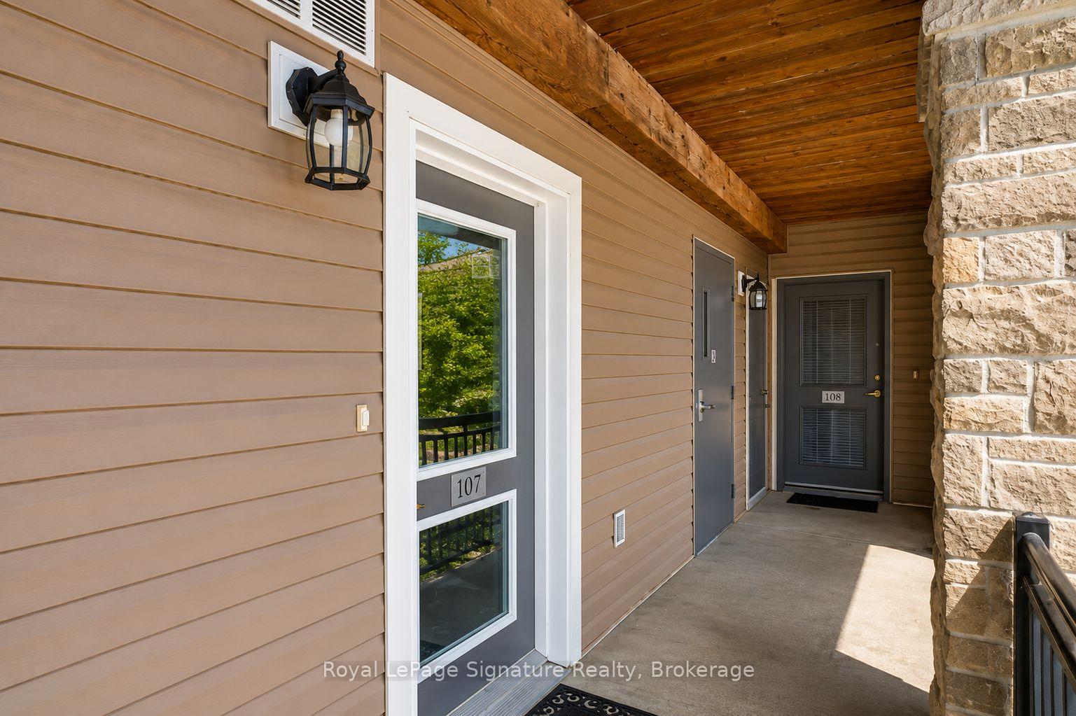 10 Brandy Lane Drive 107, Collingwood — photo 4 of 5