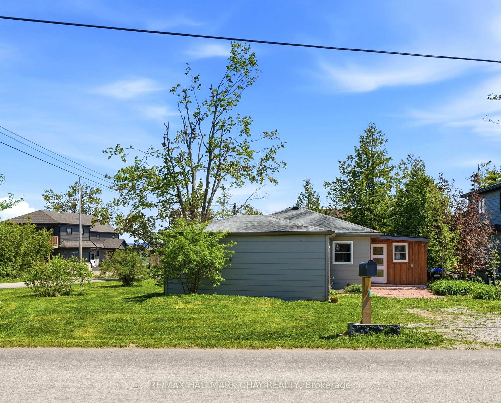 71 Lakeshore Road E, Oro-Medonte — photo 4 of 5
