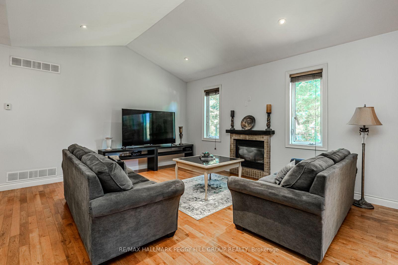 122 Trout Lane, Tiny — photo 4 of 5