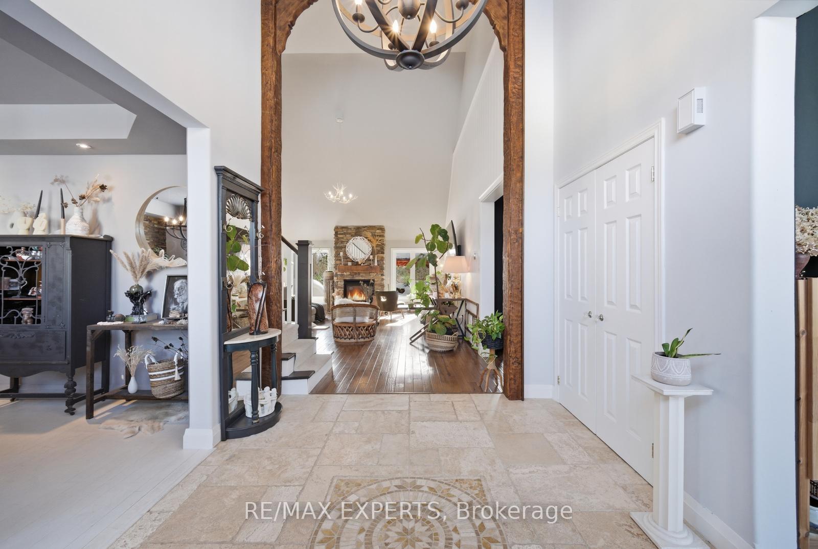 11 Basswood Circle, Oro-Medonte — photo 4 of 5