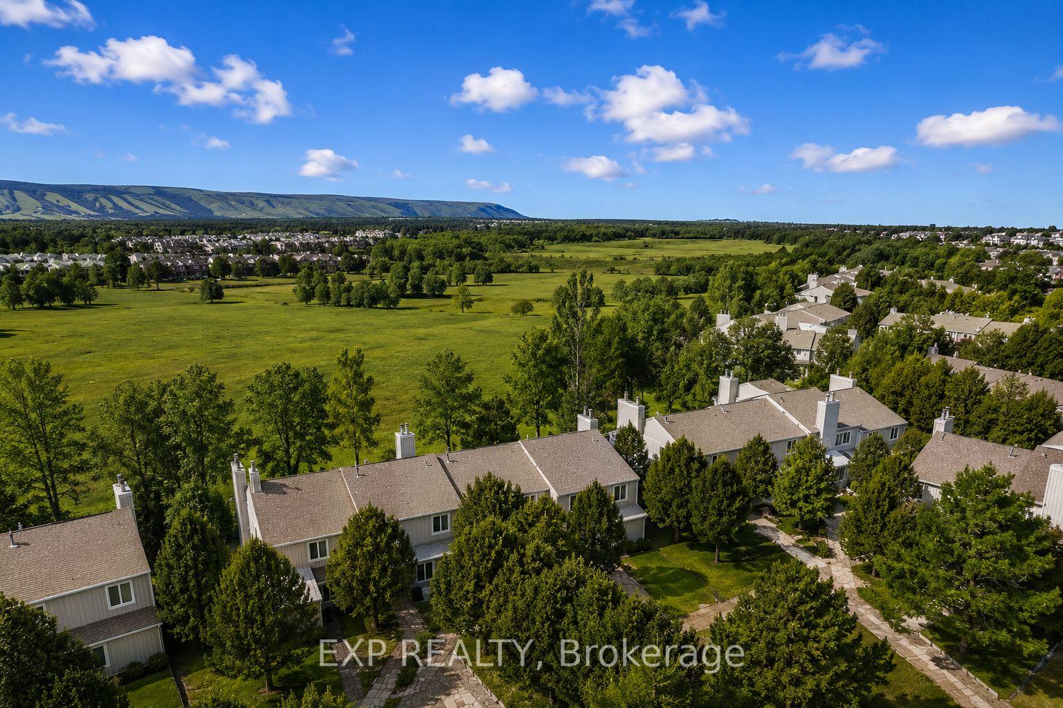 576 Oxbow Crescent 16, Collingwood, ON L9Y 5B4 — Collingwood, Ontario