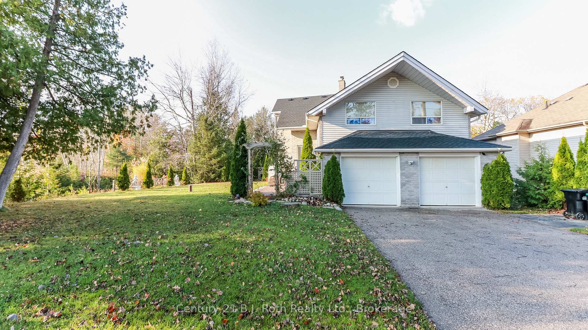 20-B Grant Avenue, Tiny, ON L0L 1P1 — Tiny, Ontario