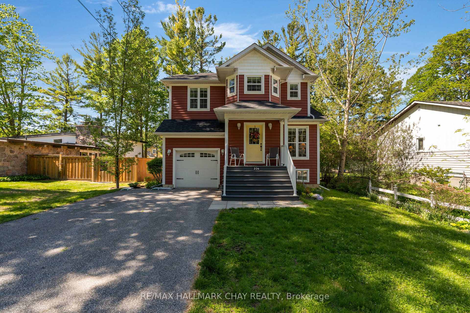 226 McCrea Drive, Clearview — photo 4 of 5