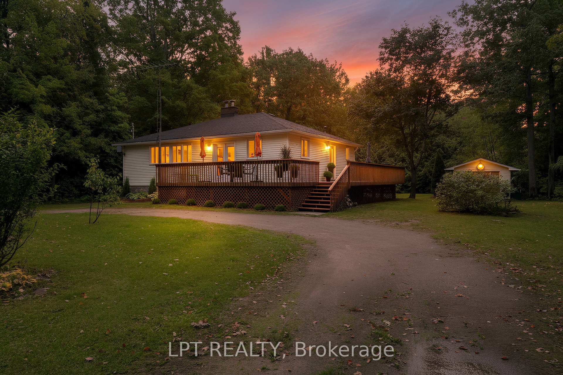 34 Staglir Drive, Tiny — photo 4 of 5