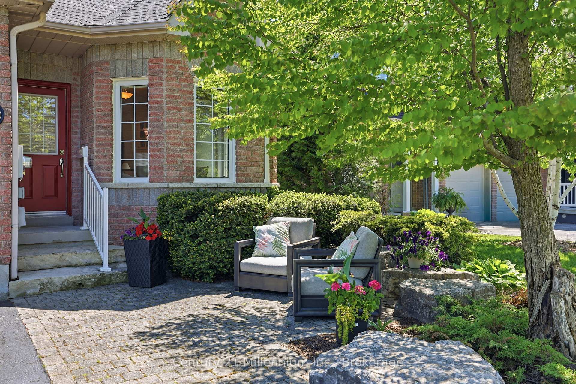 18 Thomas Drive, Collingwood, ON L9Y 0A6 — Collingwood, Ontario