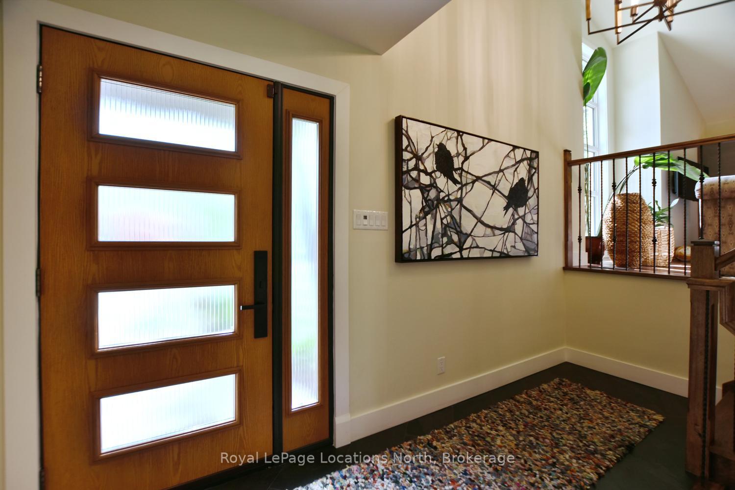 8 HICKORY Street, Collingwood — photo 4 of 5