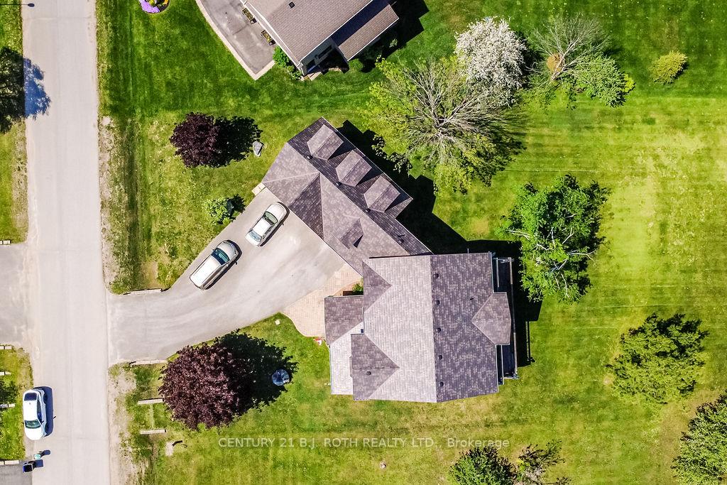 20 Boyd Crescent, Oro-Medonte — photo 4 of 5