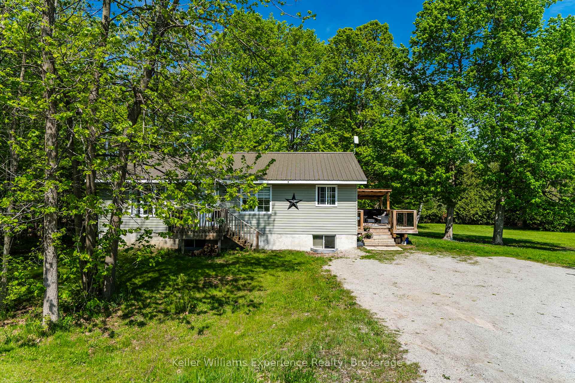 2555 Hodgins Road, Severn — photo 2 of 5