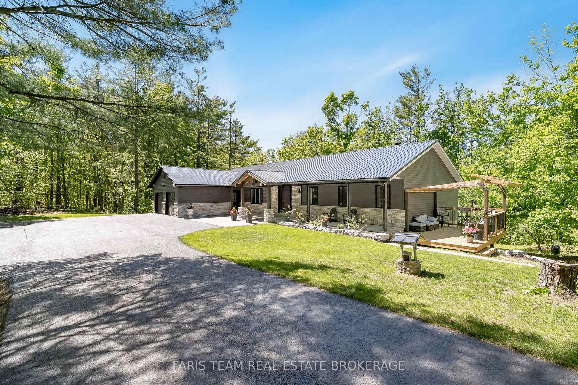 800 Mount St. Louis Road W, Oro-Medonte — photo 3 of 5