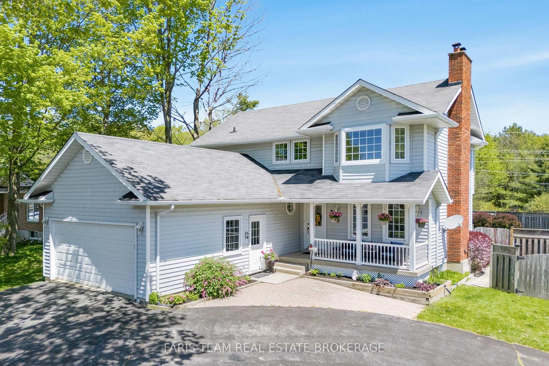 1 Hallen Drive, Penetanguishene, ON L9M 1G2 — Penetanguishene, Ontario