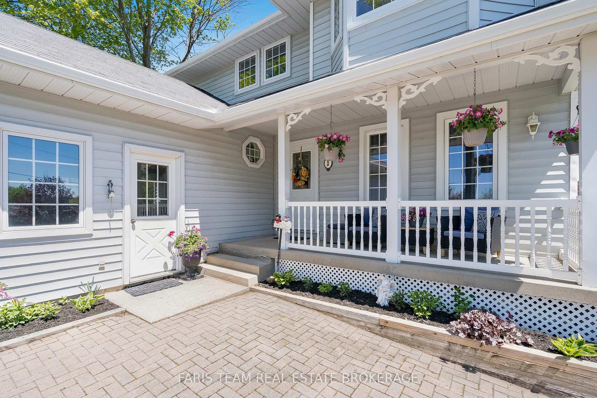 1 Hallen Drive, Penetanguishene — photo 4 of 5