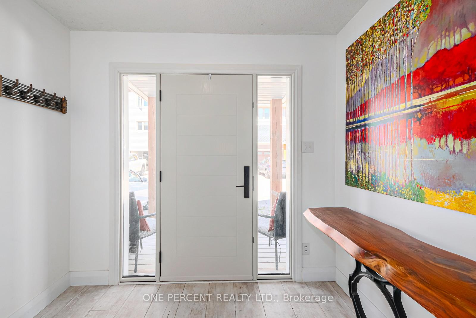 24 Starboard Road 24, Collingwood — photo 3 of 5