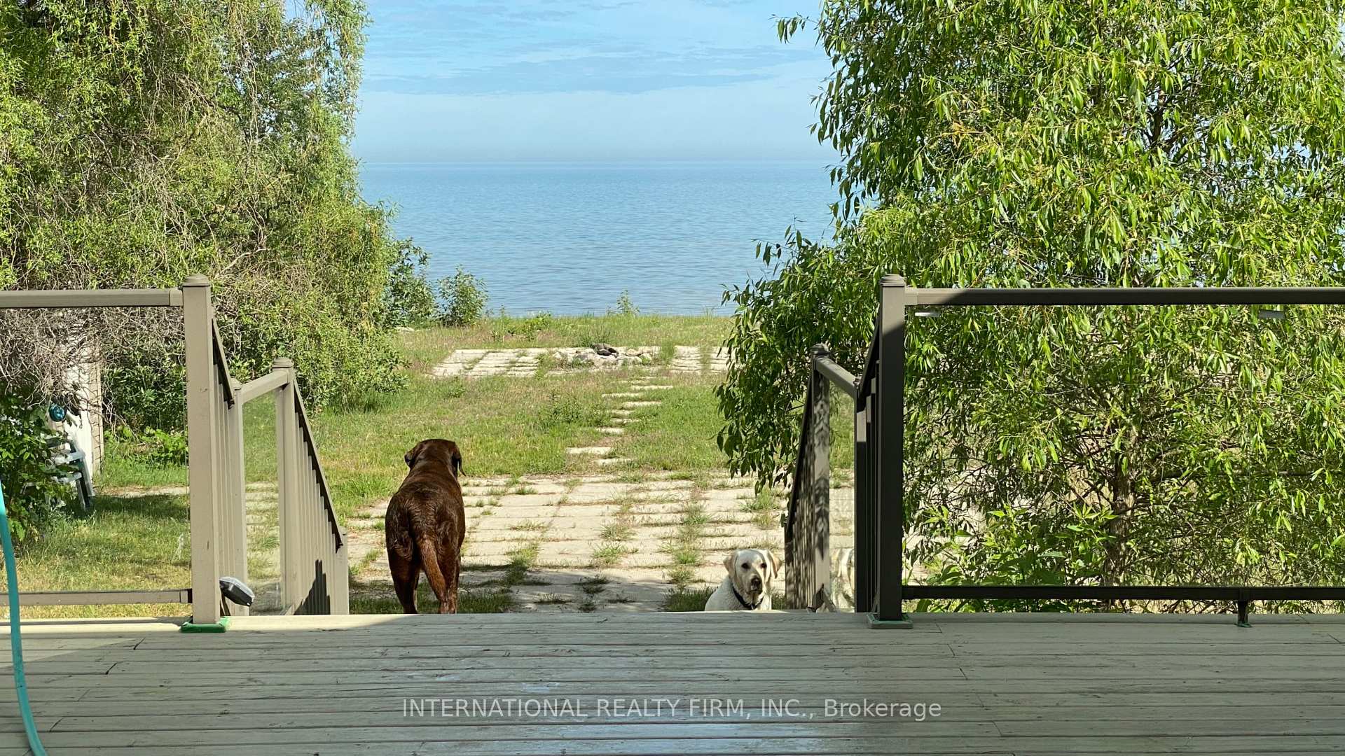 966 Shore Lane, Wasaga Beach — photo 2 of 5