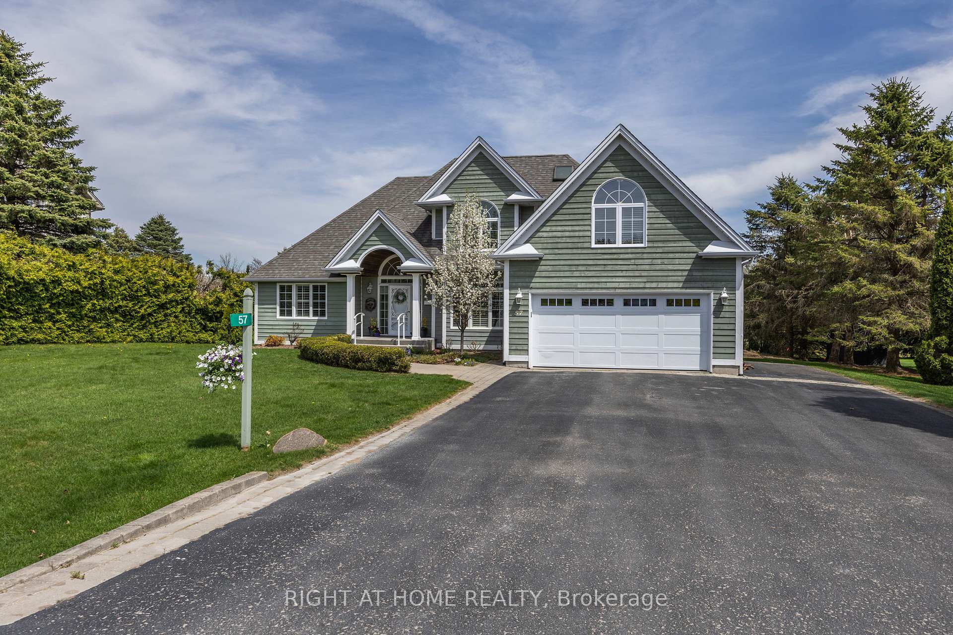 57 Highland Drive, Oro-Medonte — photo 2 of 5