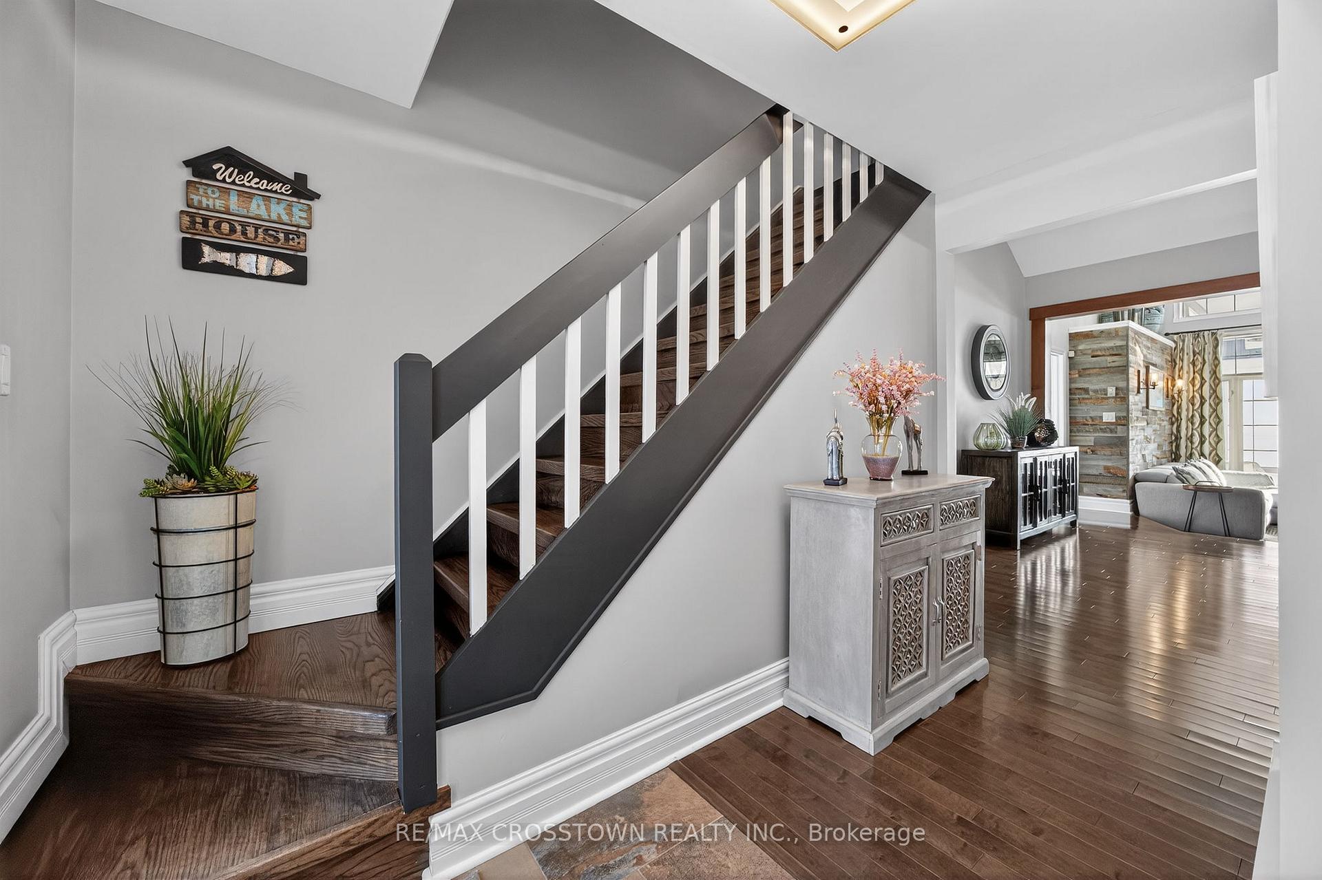 167 Lakeshore Road W, Oro-Medonte — photo 4 of 5