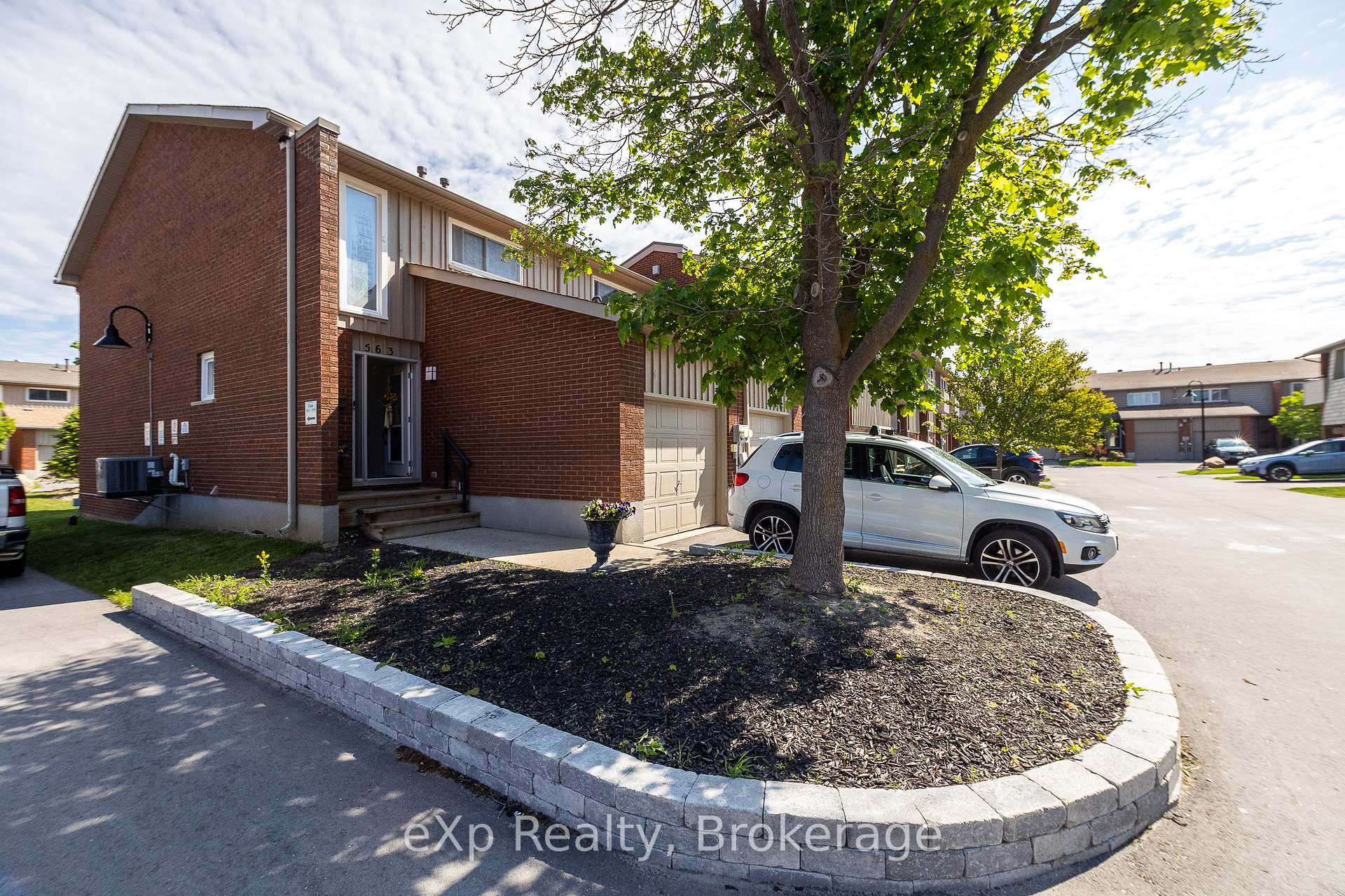 563 Tenth Street 12, Collingwood, ON L9Y 4K6 — Collingwood, Ontario