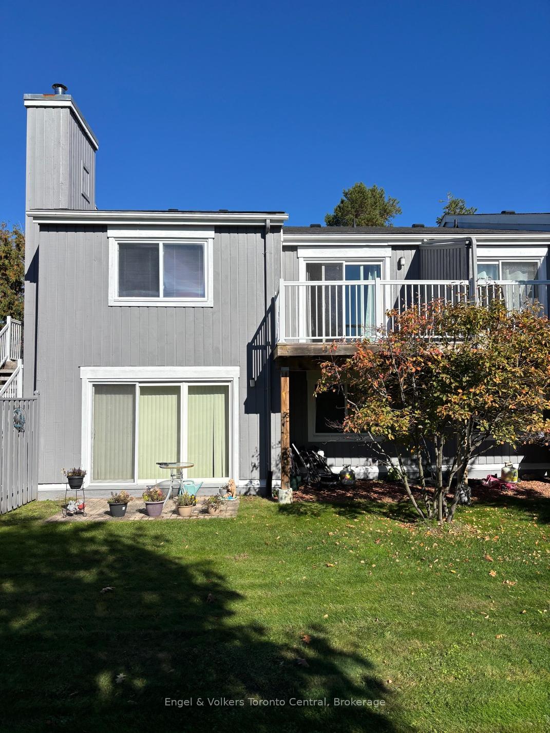 23 Dawson Drive, Collingwood, ON L9Y 5B4 — Collingwood, Ontario