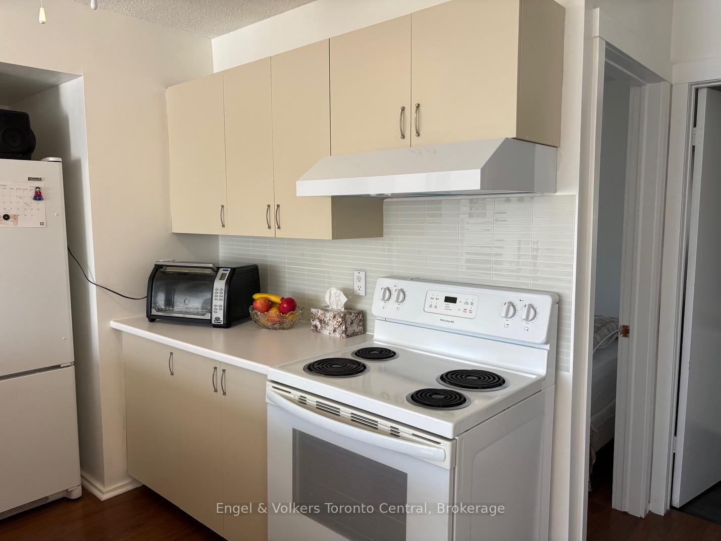 23 Dawson Drive, Collingwood — photo 5 of 5