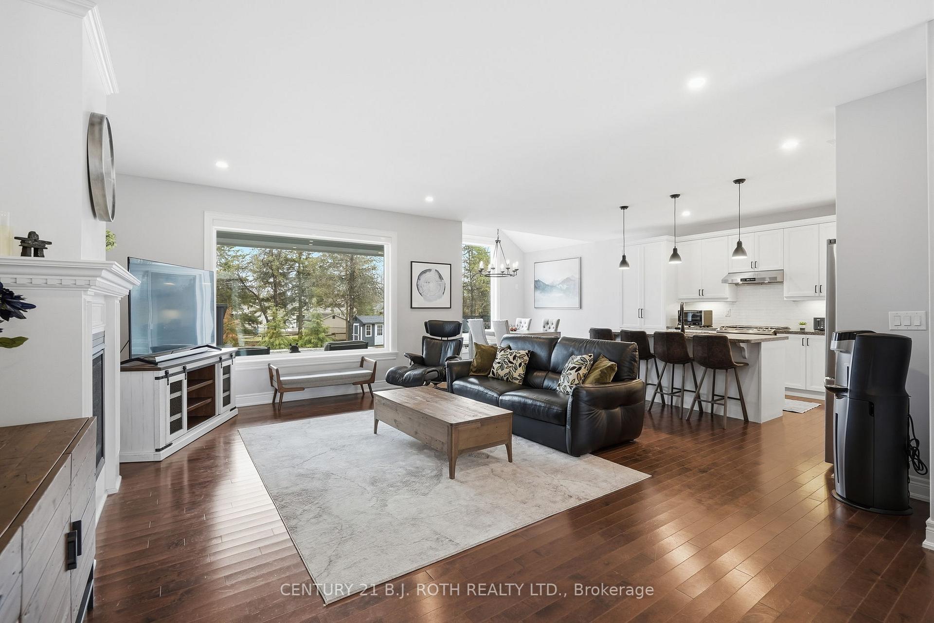 2228 Elana Drive, Severn — photo 3 of 5
