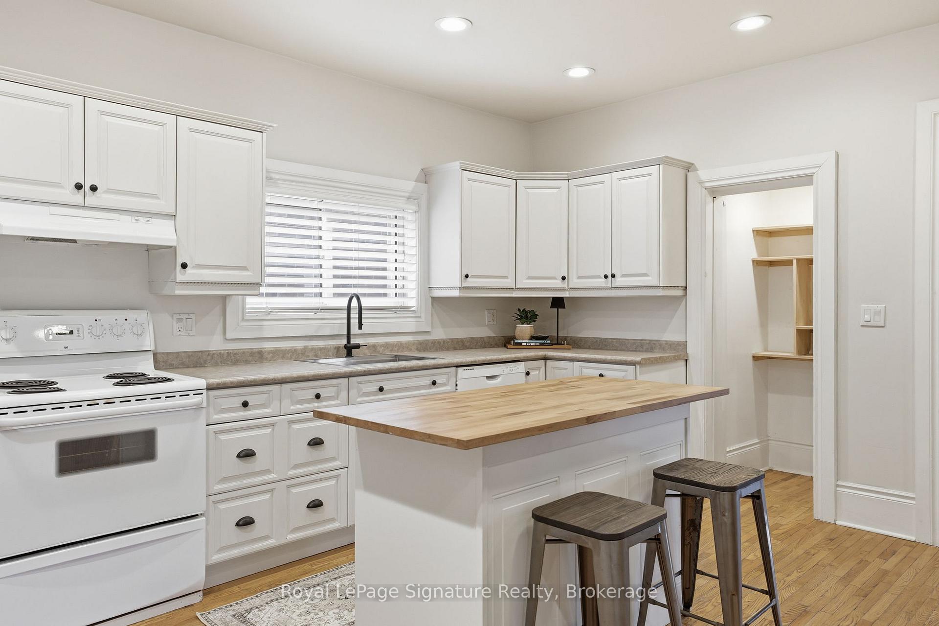 639 Saint Marie Street, Collingwood — photo 4 of 5