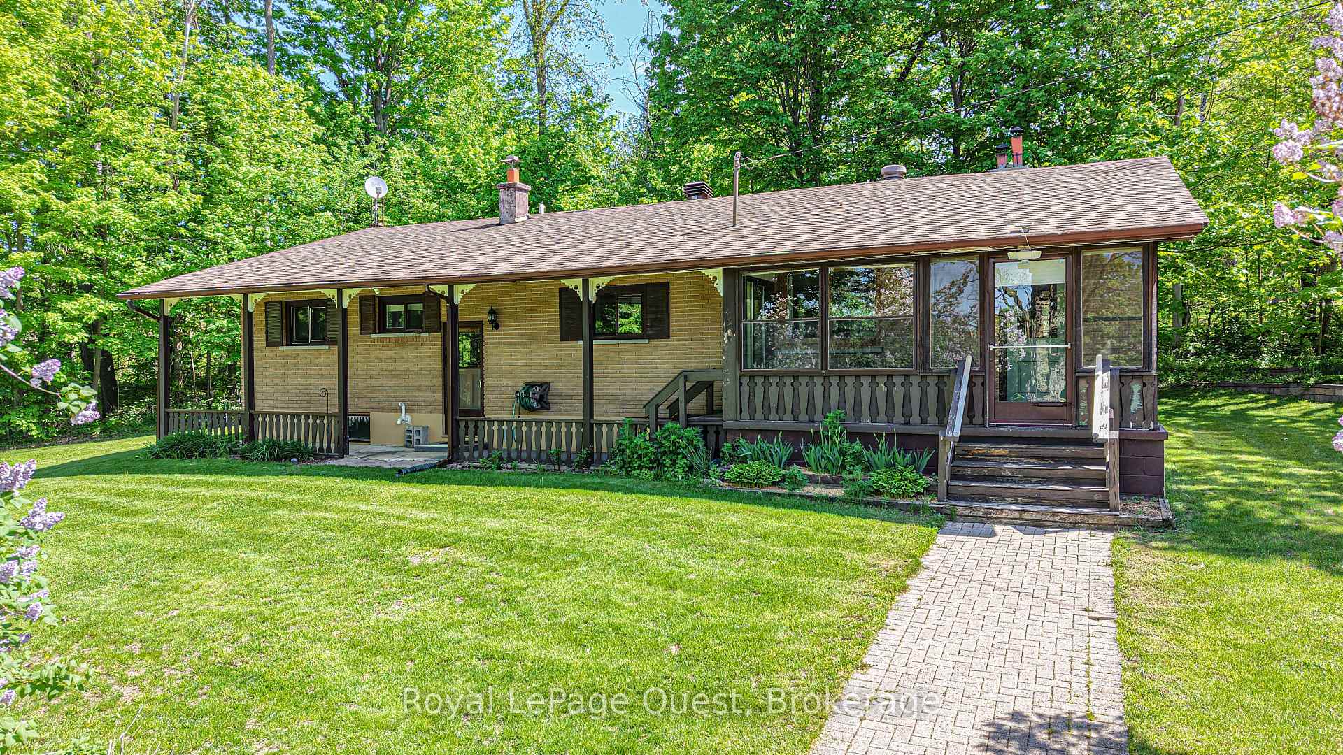 34 Mill Pond Side Road, Oro-Medonte — photo 2 of 5