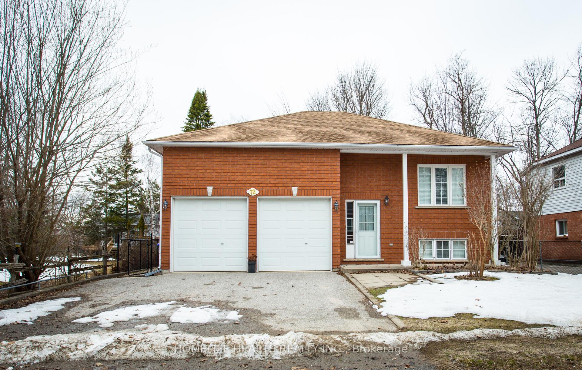 72 Forest Avenue N, Wasaga Beach, ON L9Z 2K4 — Wasaga Beach, Ontario
