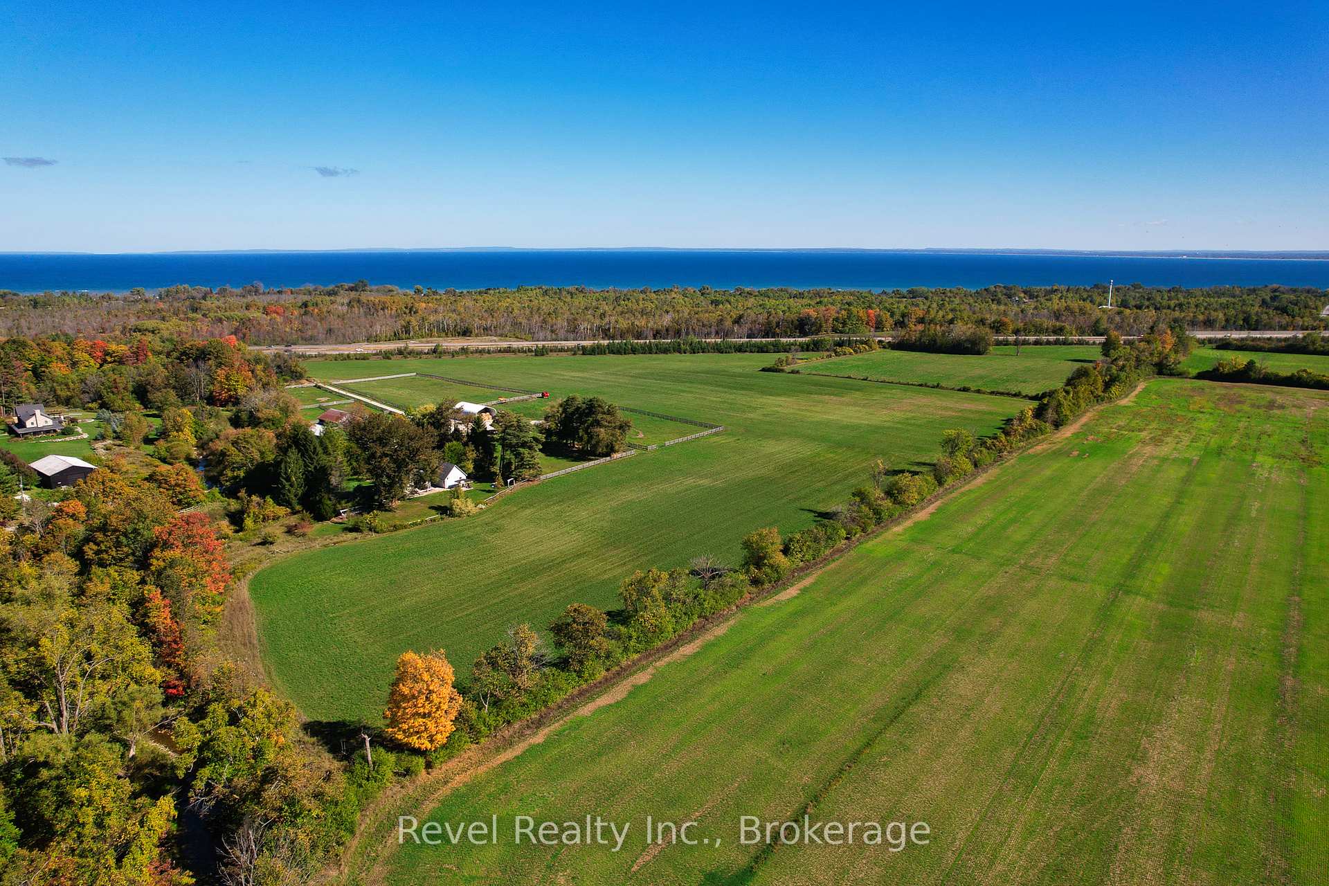 6905 Regent Street, Clearview — photo 4 of 5