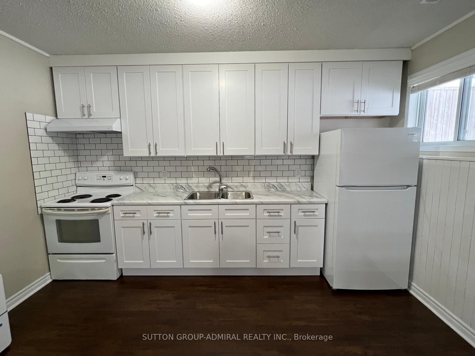 104 Helena Street, Wasaga Beach, ON L9Z 1R1 — Wasaga Beach, Ontario