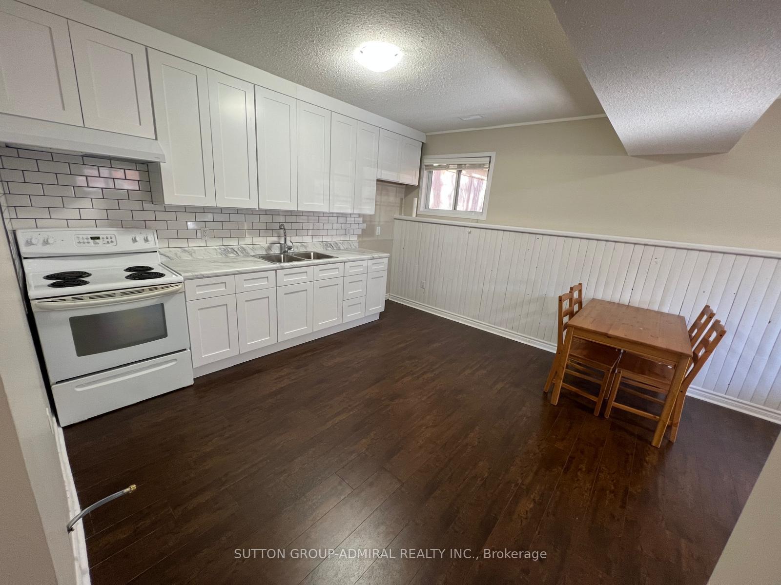 104 Helena Street, Wasaga Beach — photo 3 of 5