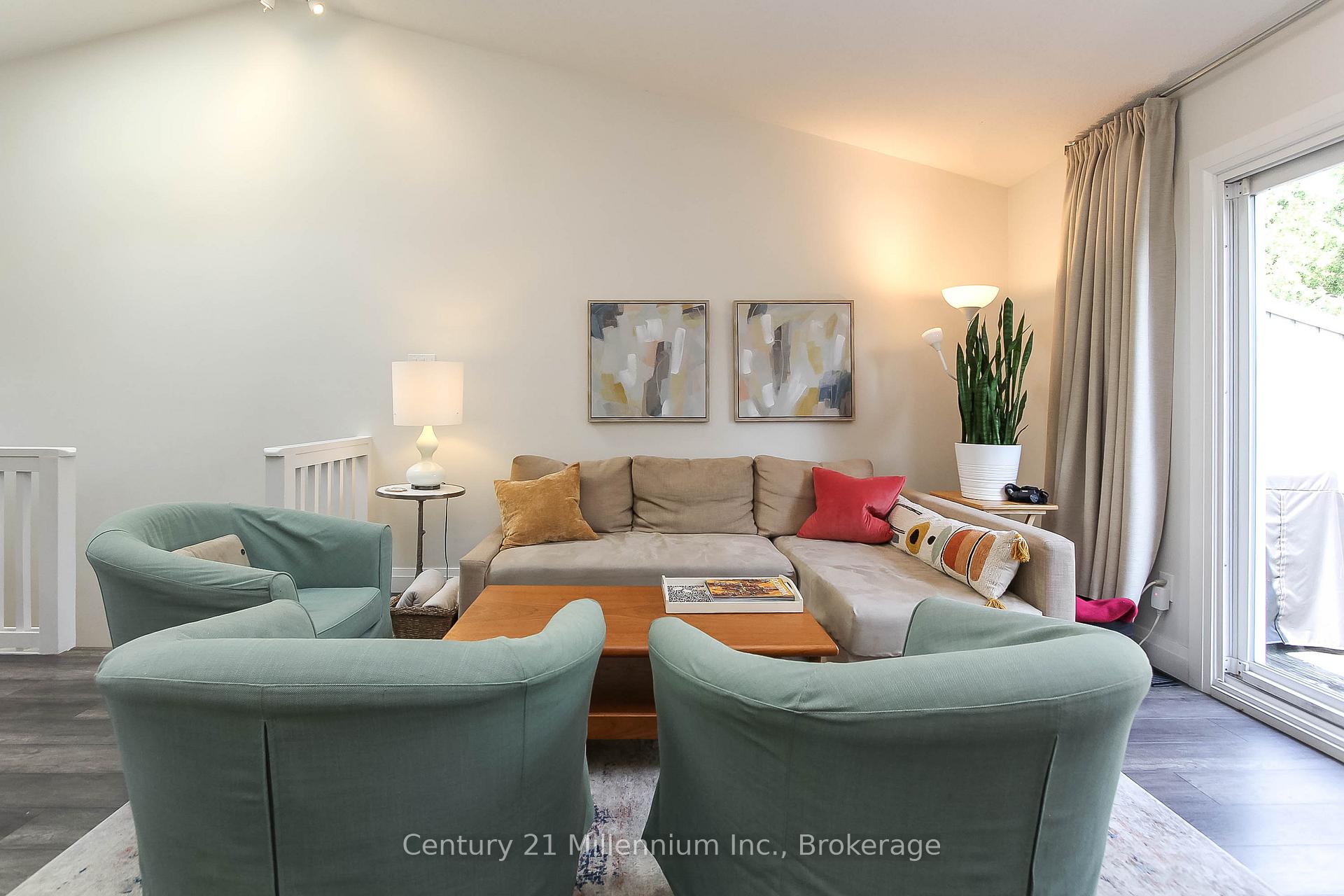 149 Fairway Crescent 73, Collingwood — photo 3 of 5