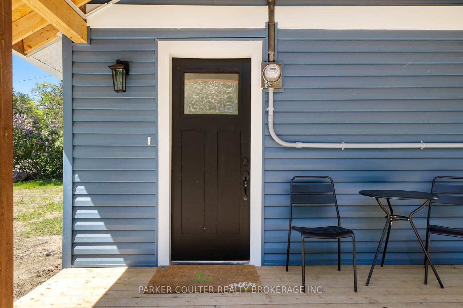 14 Earldom Boulevard, Tay — photo 2 of 5