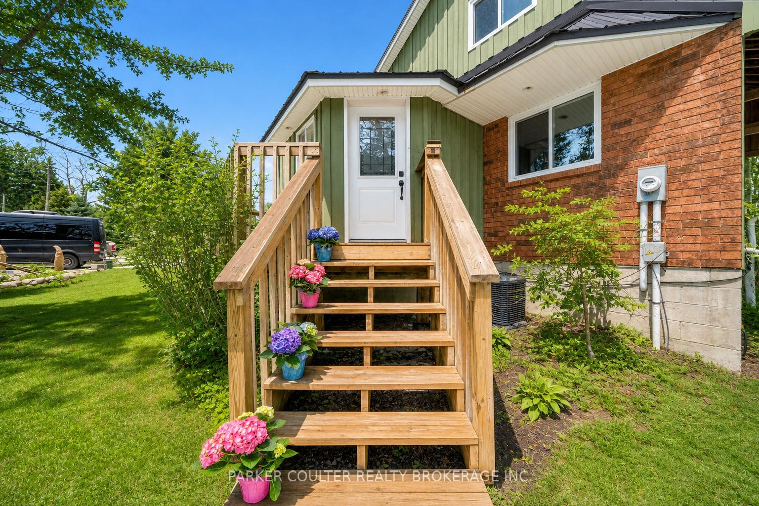 2486 South Orr Lake Road, Springwater — photo 2 of 5