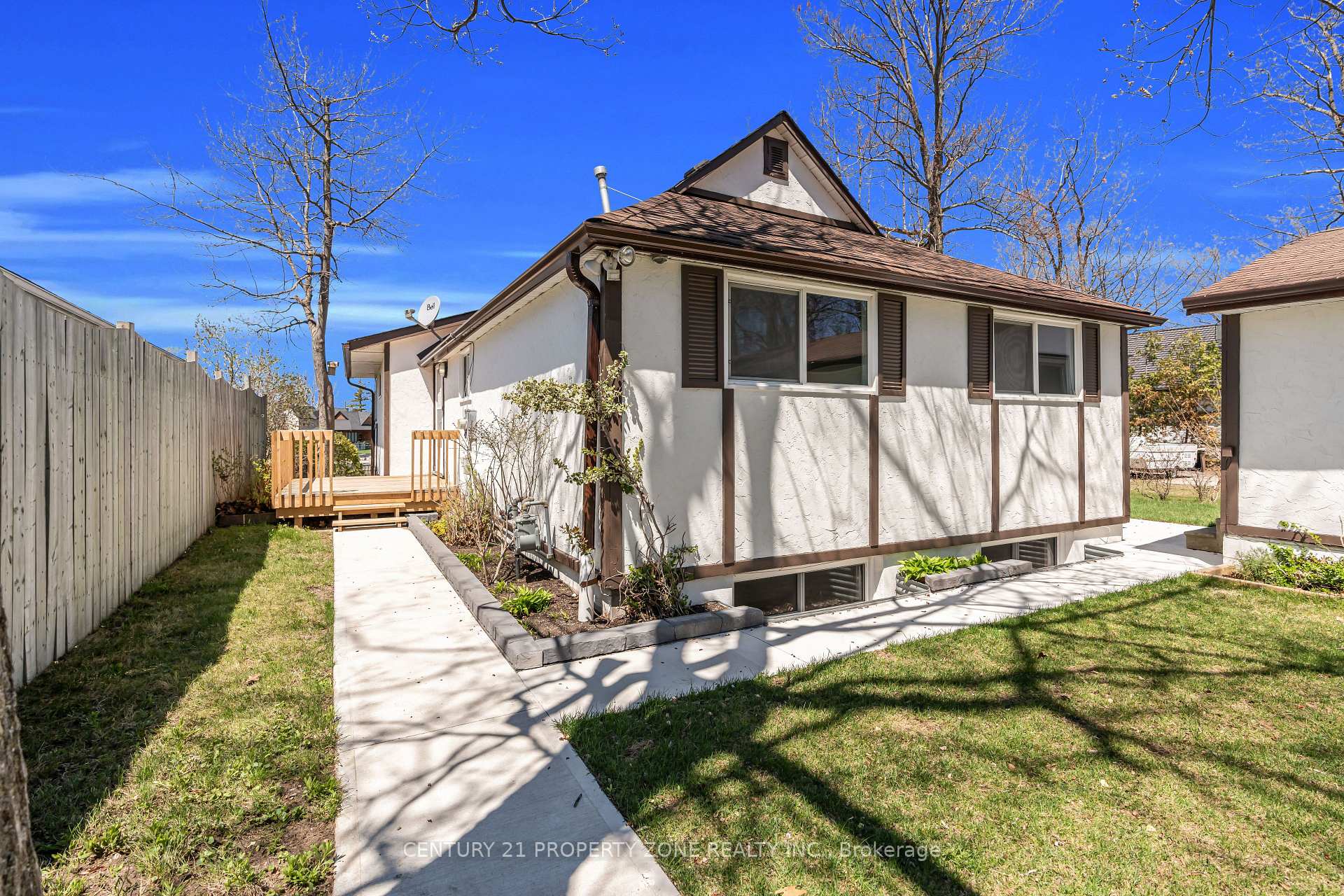 1312 W River Road W, Wasaga Beach — photo 5 of 5