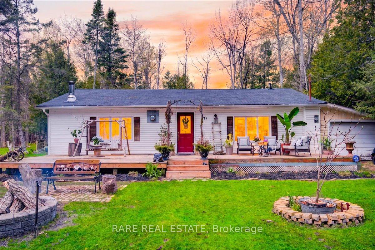 22 Balsam Street, Tiny, ON L0L 1P1 — Tiny, Ontario