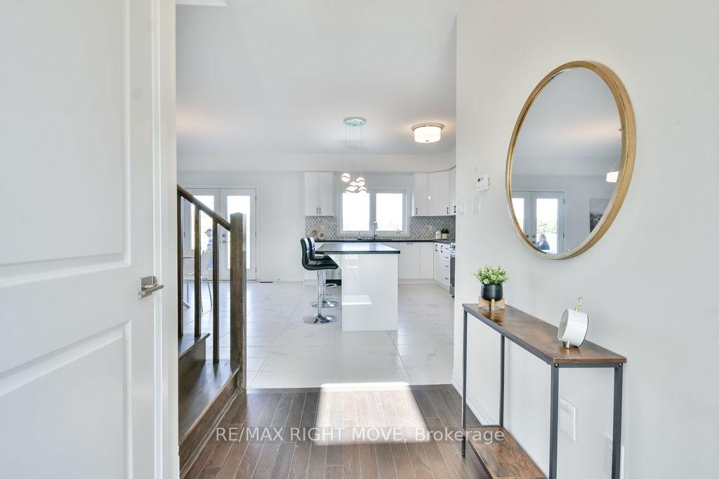 3721 Quayside Drive, Severn — photo 3 of 5