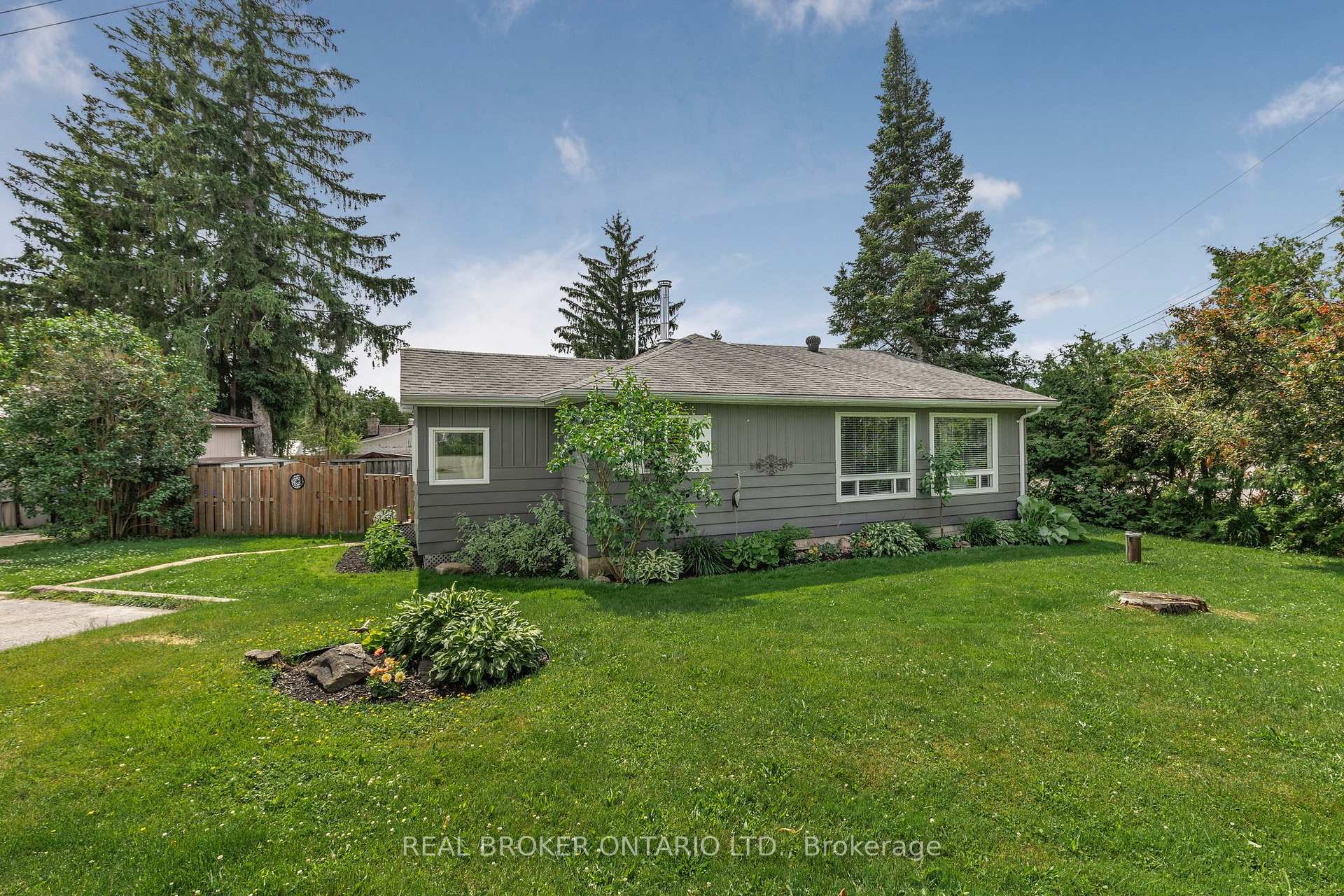 23 Owen Road, Oro-Medonte, ON L0L 1T0 — Oro-Medonte, Ontario