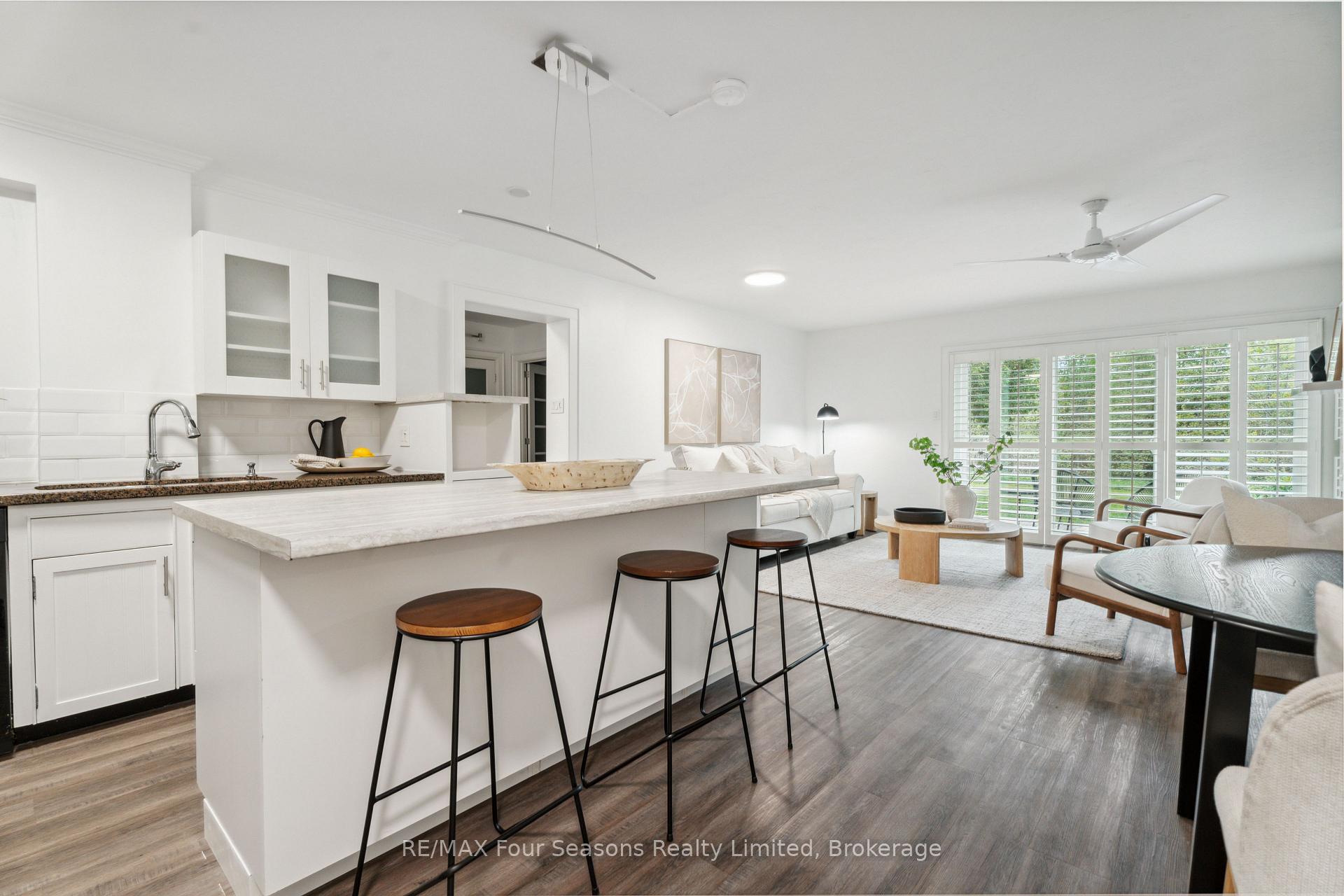 44 Trott Boulevard 7, Collingwood — photo 2 of 5