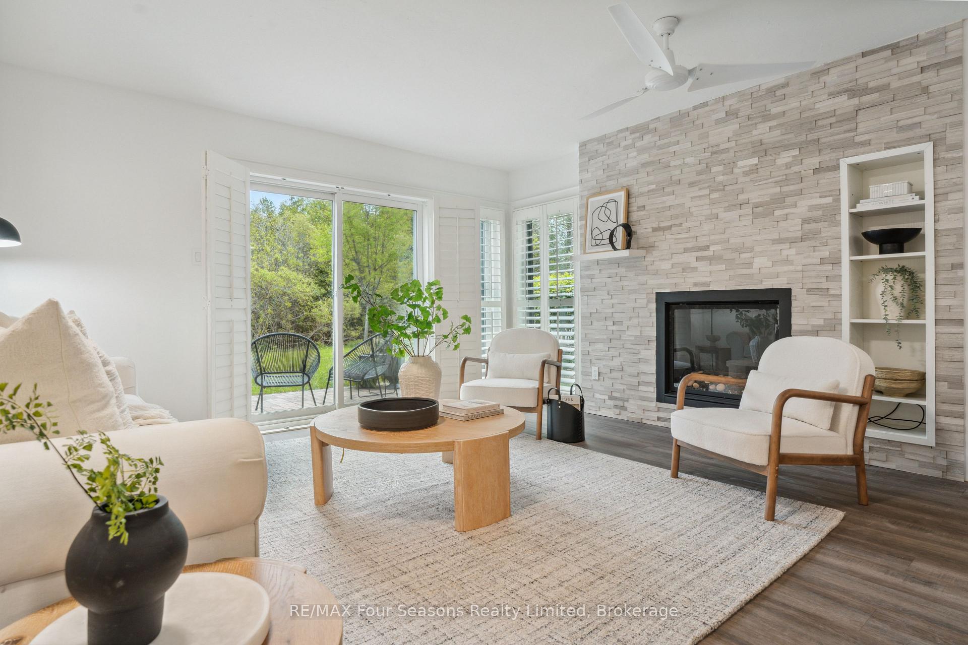 44 Trott Boulevard 7, Collingwood — photo 3 of 5