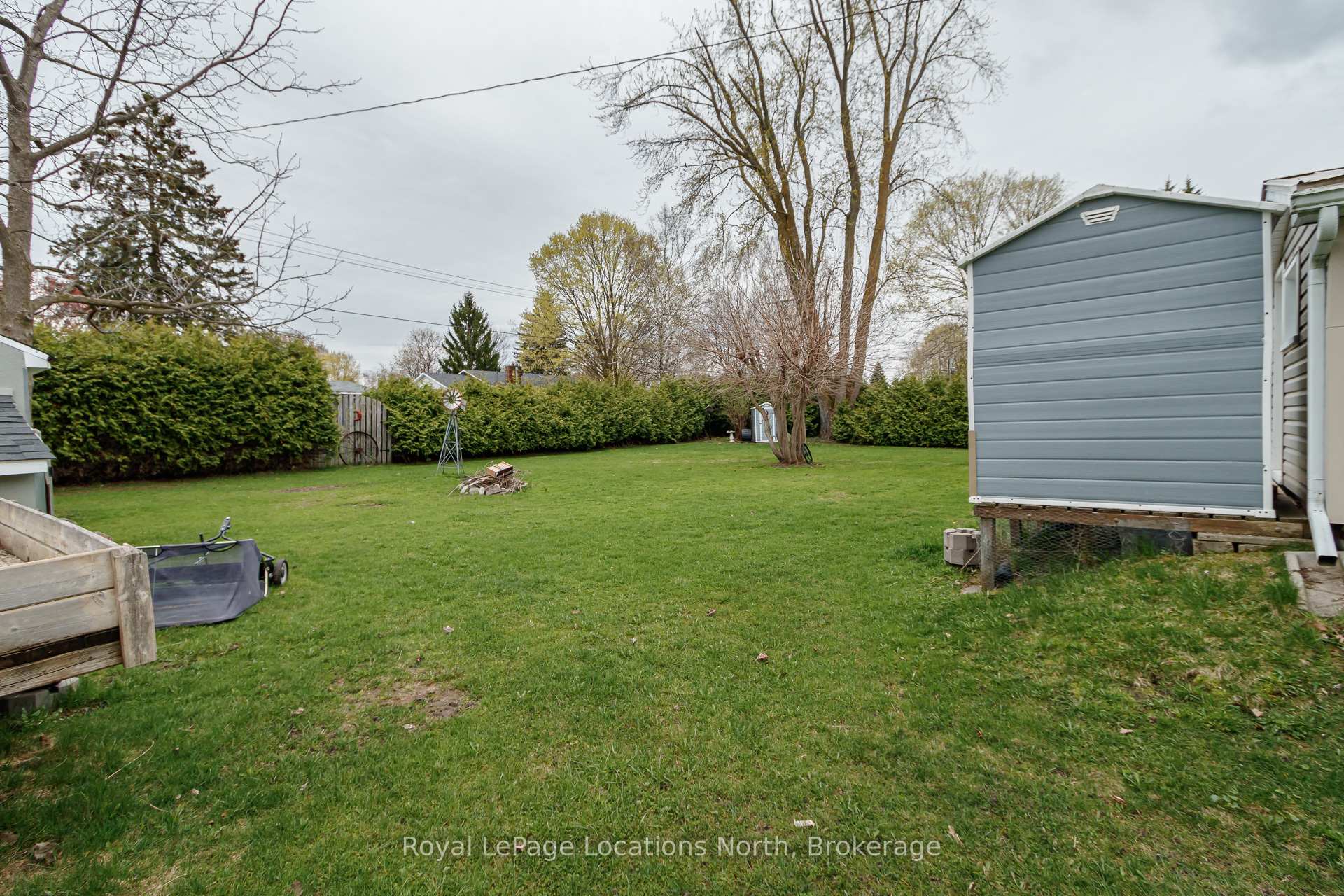 227 Superior Street, Clearview — photo 5 of 5