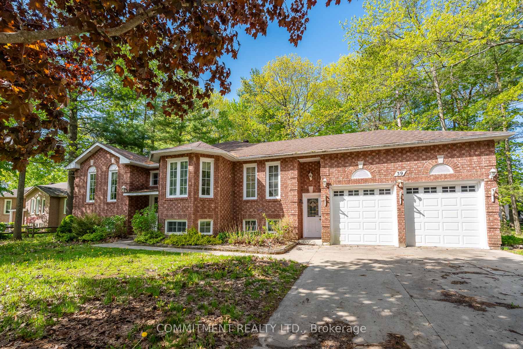 39 Downer Crescent, Wasaga Beach — photo 5 of 5