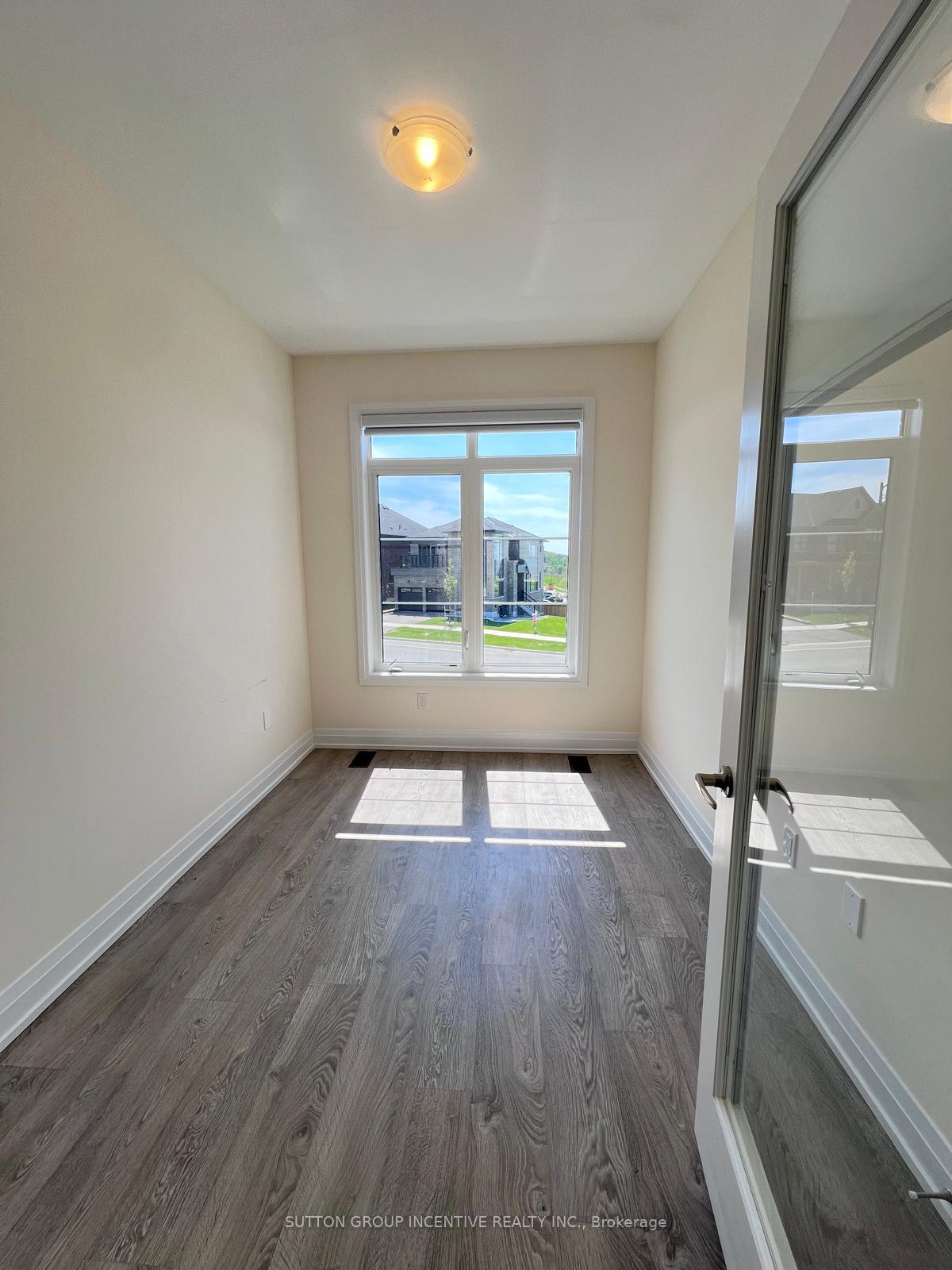 47 Bearberry Road, Springwater — photo 3 of 5