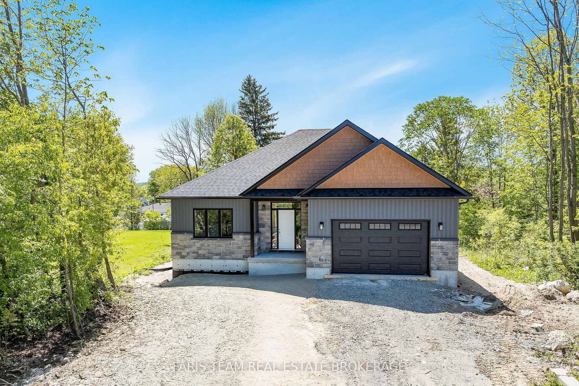 45 Sheppard Street, Severn, ON L0K 1E0 — Severn, Ontario