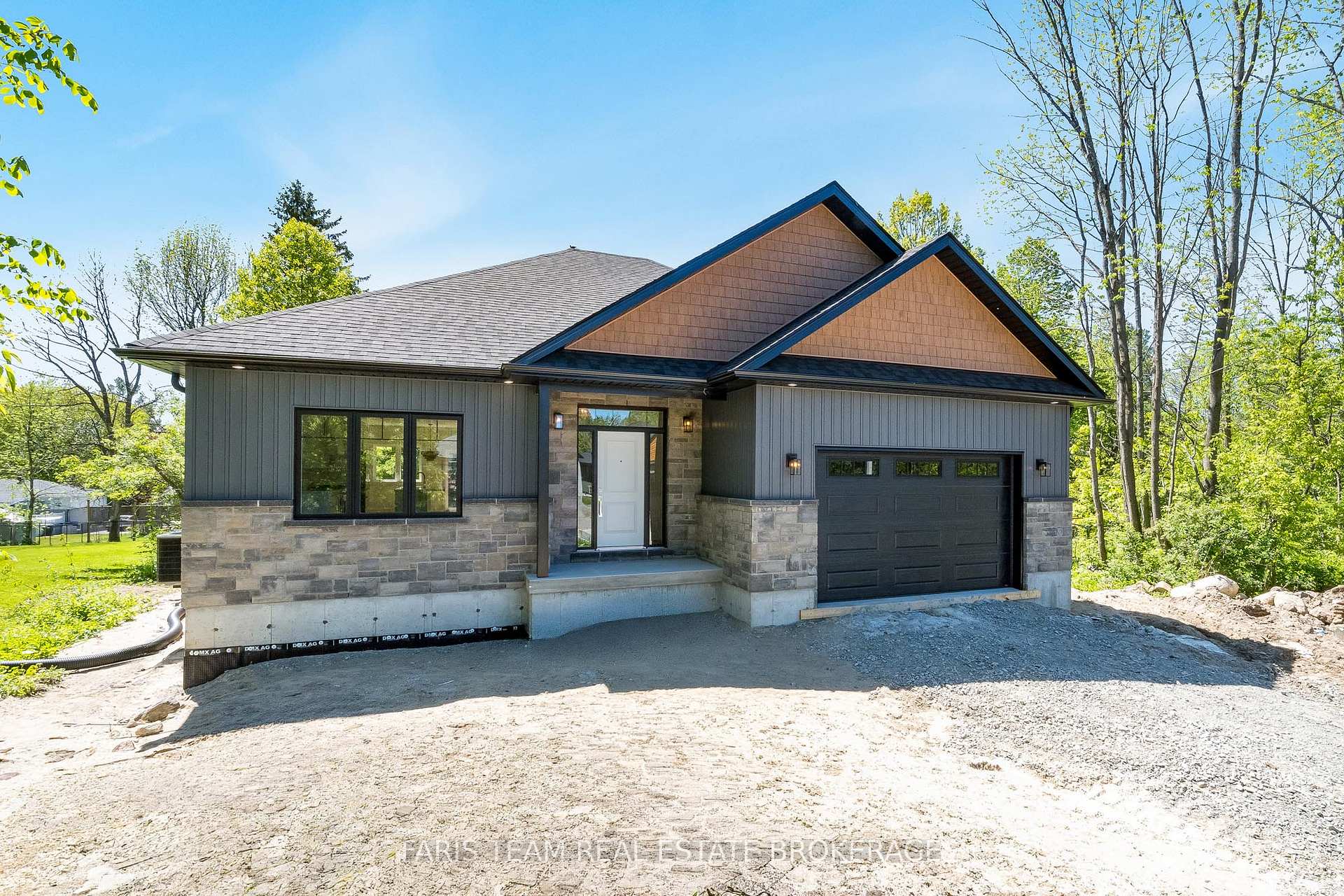 45 Sheppard Street, Severn — photo 2 of 5