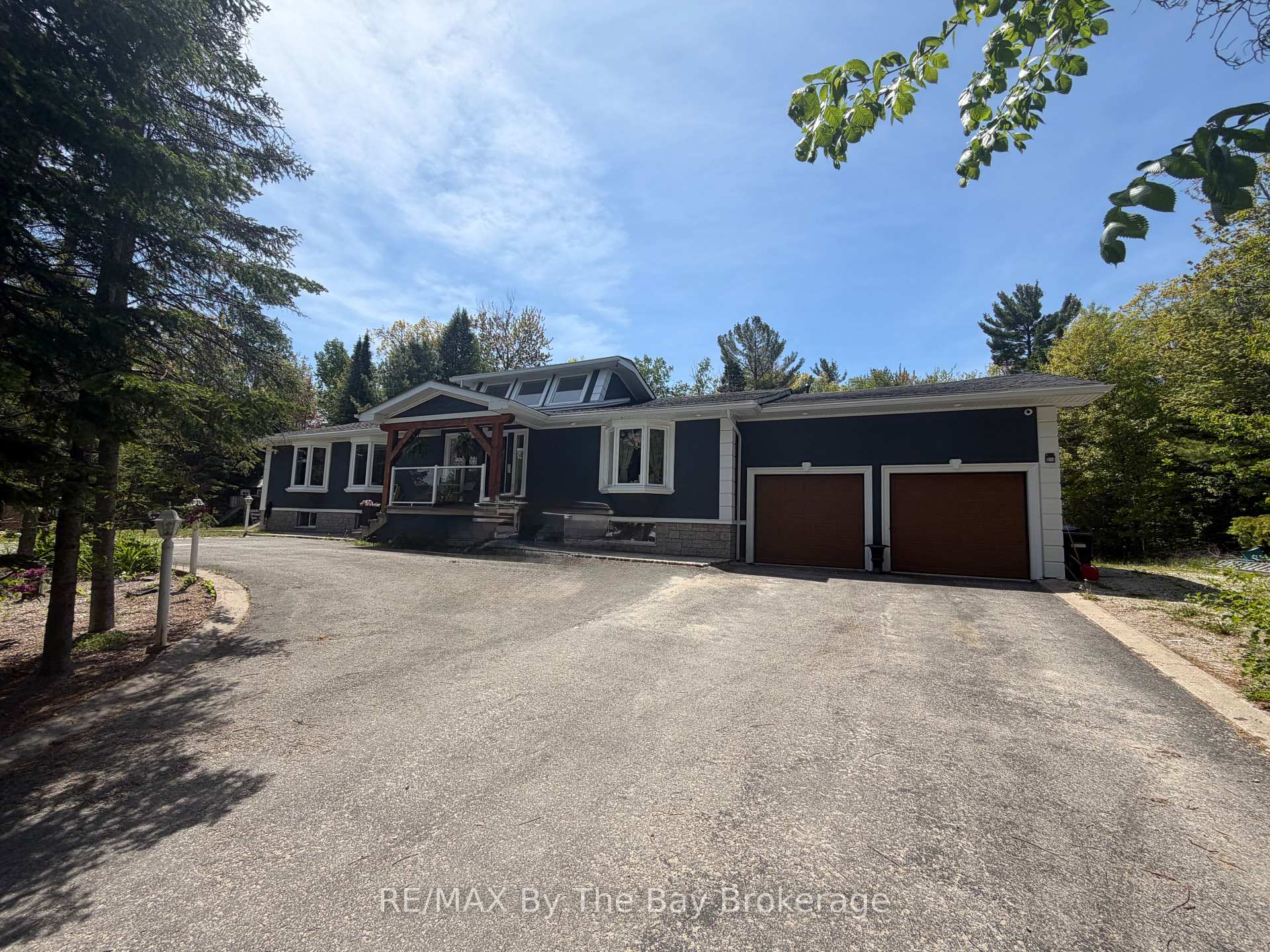 24 Bridlewood Crescent, Wasaga Beach, ON L9Z 1B4 — Wasaga Beach, Ontario