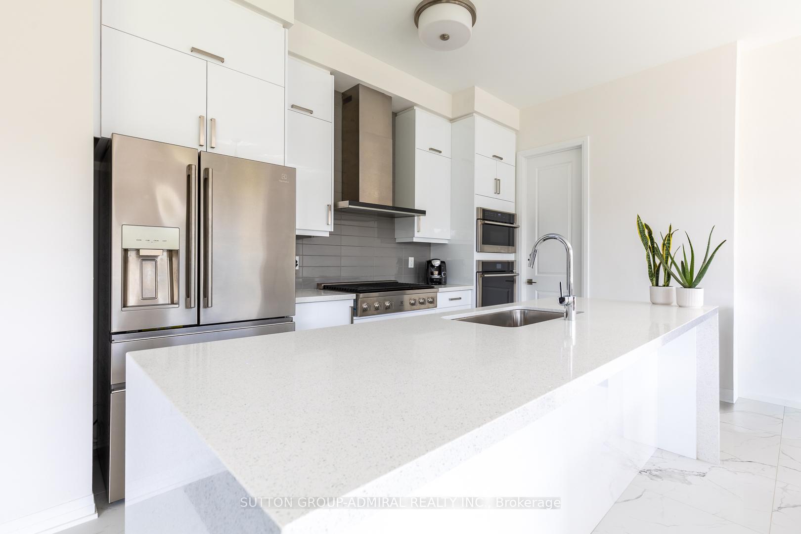 3731 Lakepoint Drive, Severn — photo 4 of 5