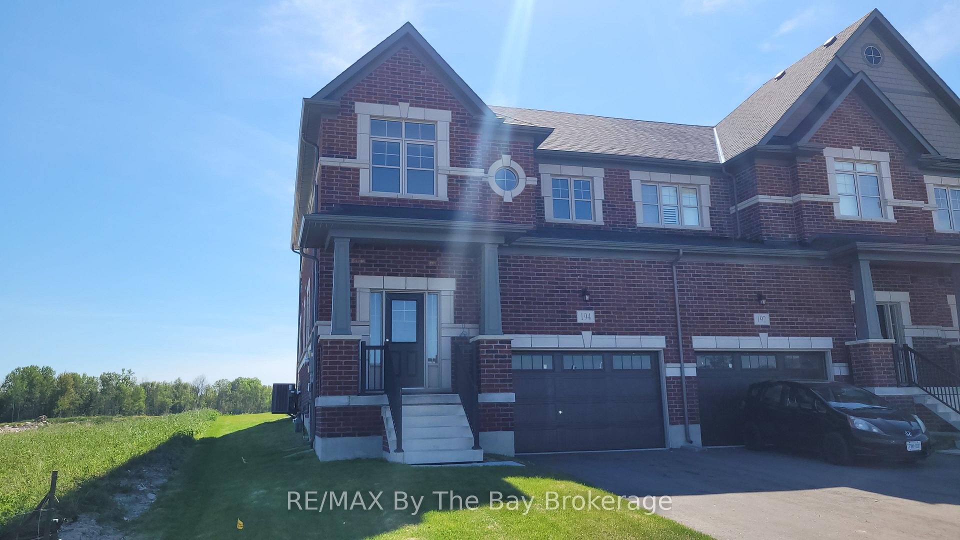 194 UNION Boulevard, Wasaga Beach, ON L9Z 0N9 — Wasaga Beach, Ontario