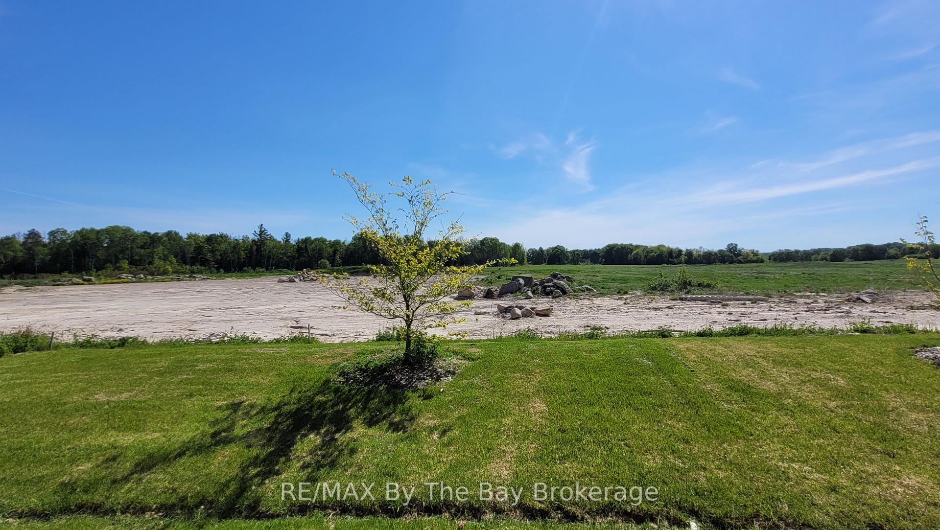 194 UNION Boulevard, Wasaga Beach — photo 3 of 5