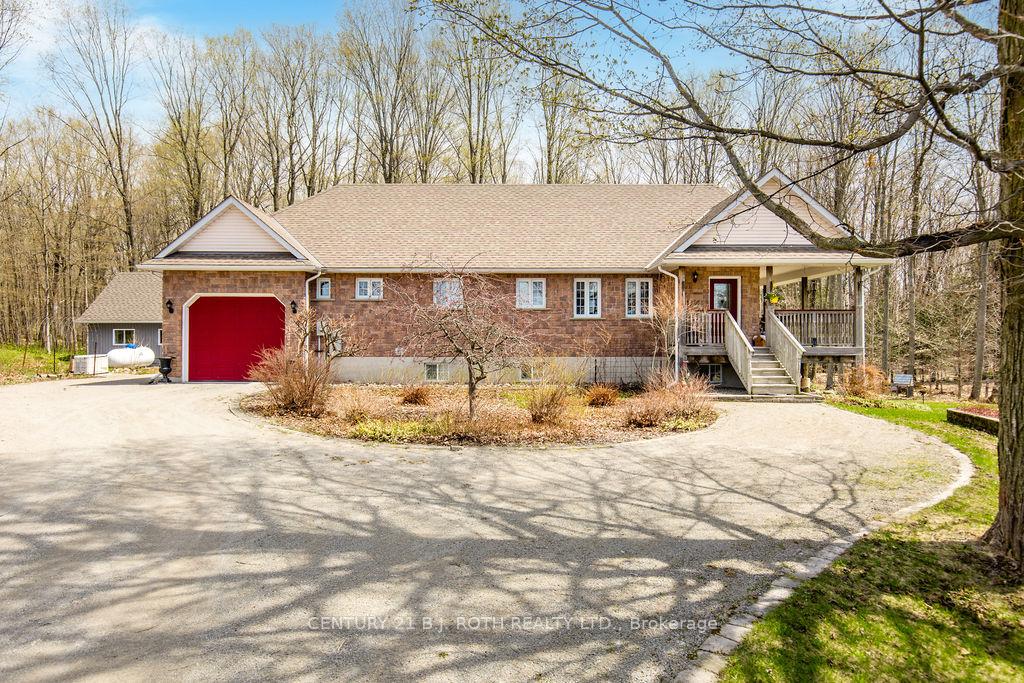 1187 French Road, Tay — photo 2 of 5