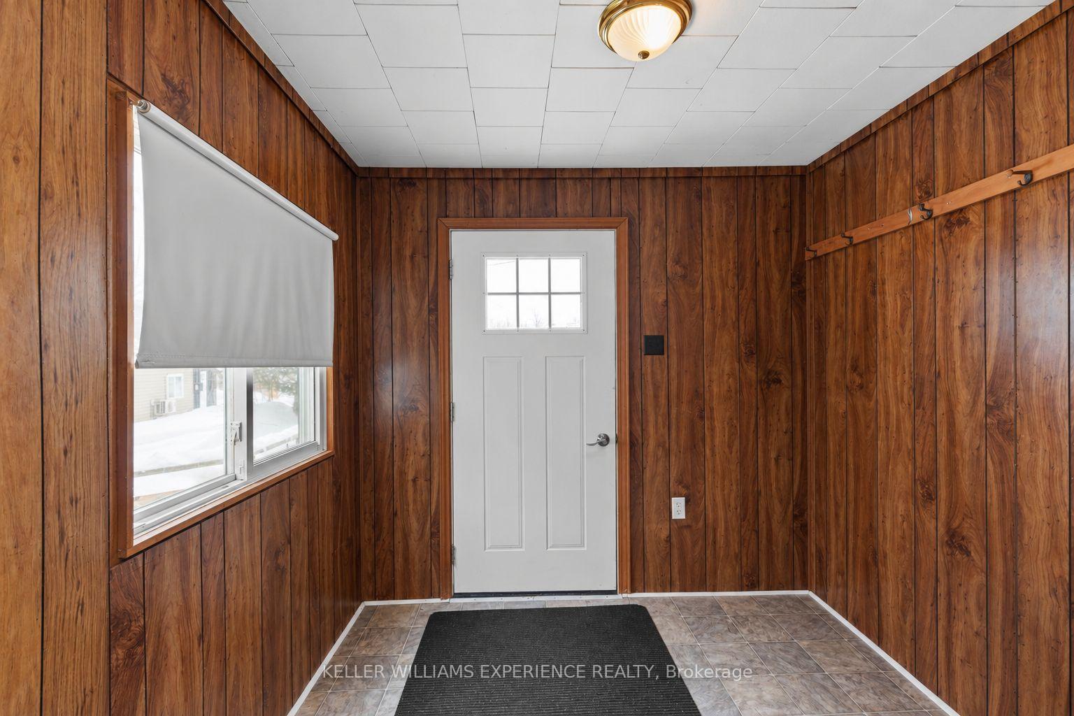 13 Arthur Street, Collingwood — photo 3 of 5