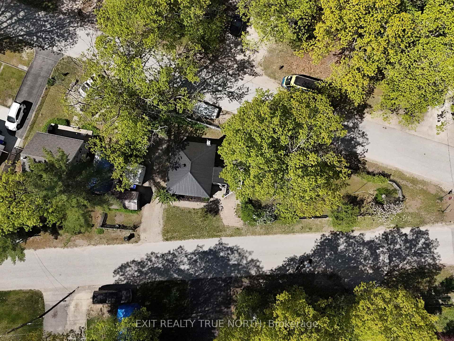 60 Parkwood Drive, Wasaga Beach — photo 3 of 5